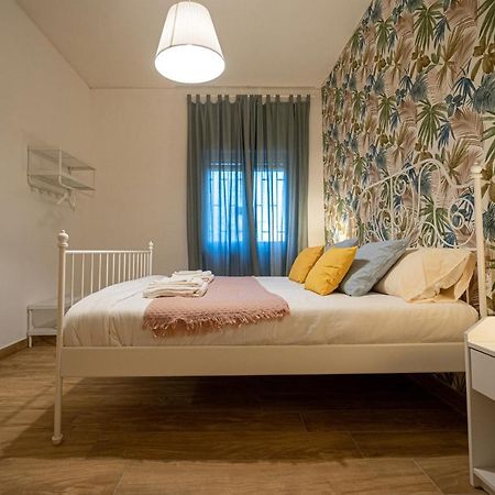 Casa Vacanze Partenope Apartment Napoli Bagian luar foto