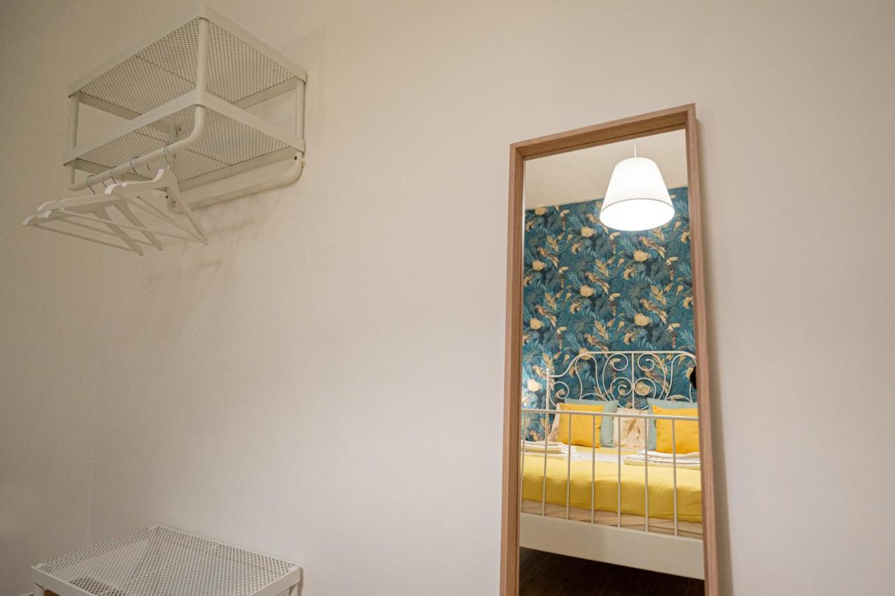 Casa Vacanze Partenope Apartment Napoli Bagian luar foto